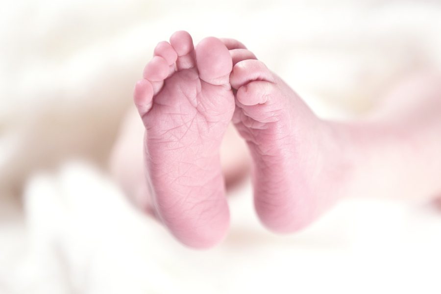 Rumień noworodkowy: Wszystko, co musisz wiedzieć o czerwonej skórze u noworodków